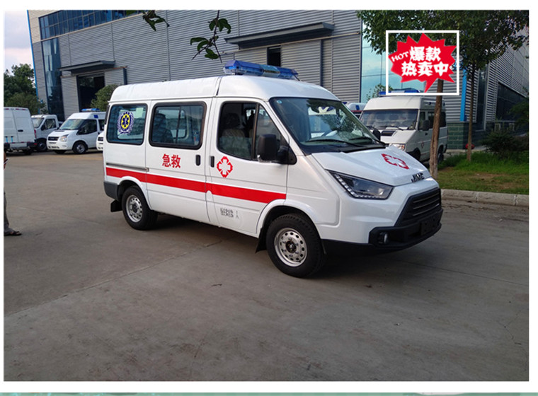 江鈴特順短軸中頂救護(hù)車(chē)