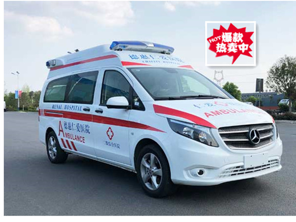 奔馳威霆高頂救護(hù)車(chē)